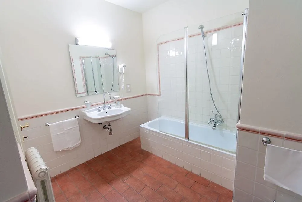 فندق Relais Parco Dei Cavalieri Assisi Petrignano