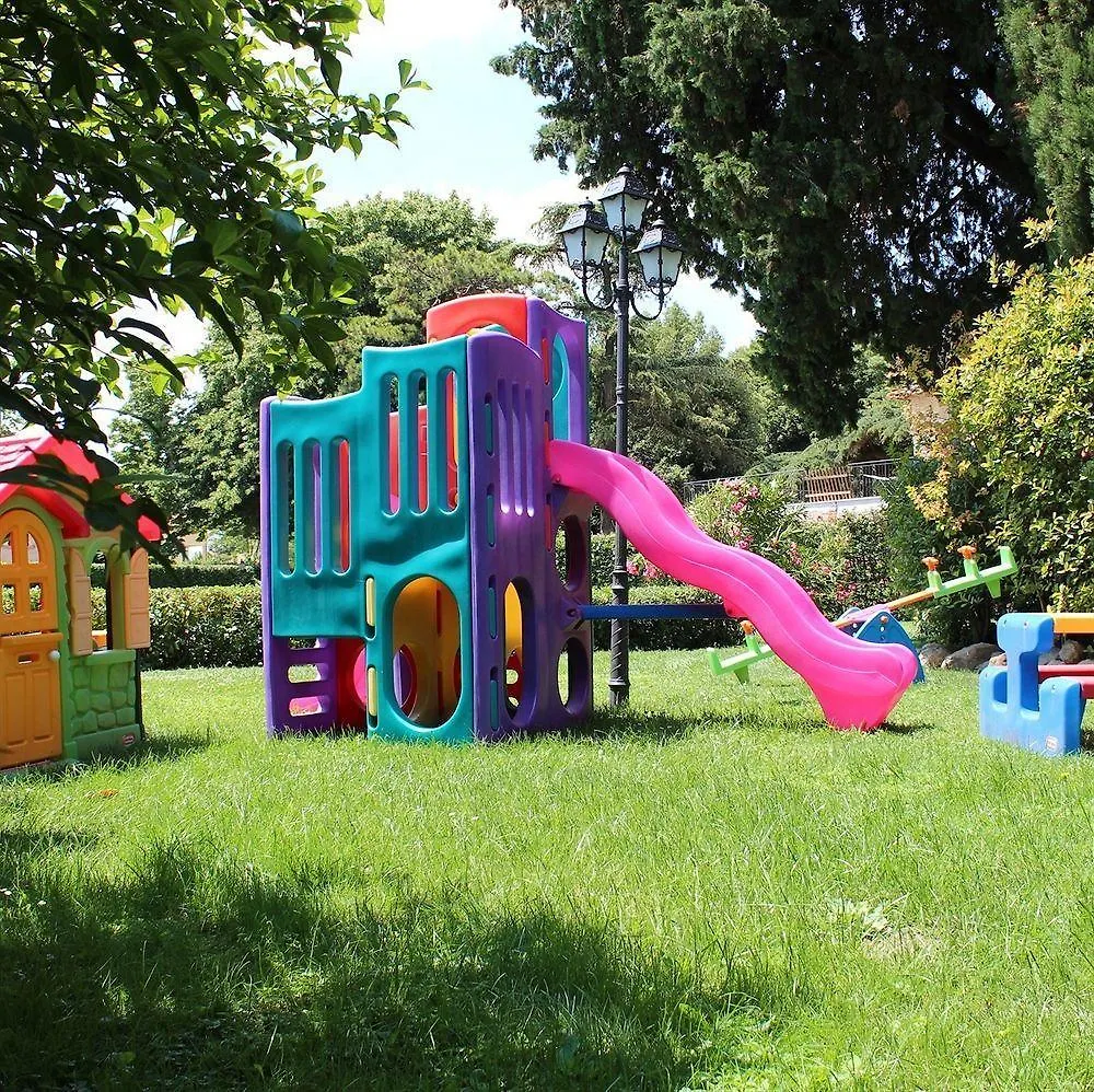 فندق Relais Parco Dei Cavalieri Assisi Petrignano